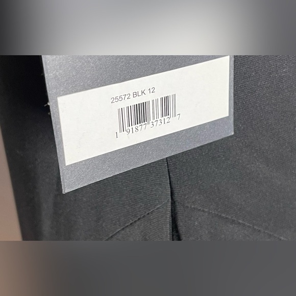 Mac Duggal 25572 | Black Beaded Rhinestone Halter Jersey Gown | Women’s 12 - Picture 10 of 11